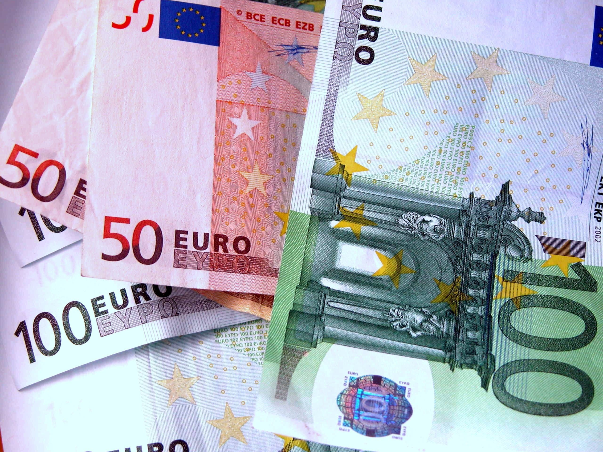 Saving banks | Statute changes versus brand changes
